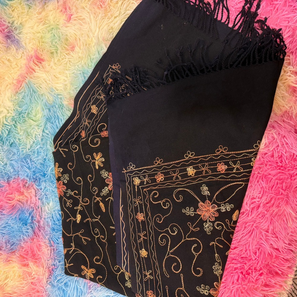 Ruby 'n' Style Embroidered Shawl Womens OS Black Floral Fringe Wrap